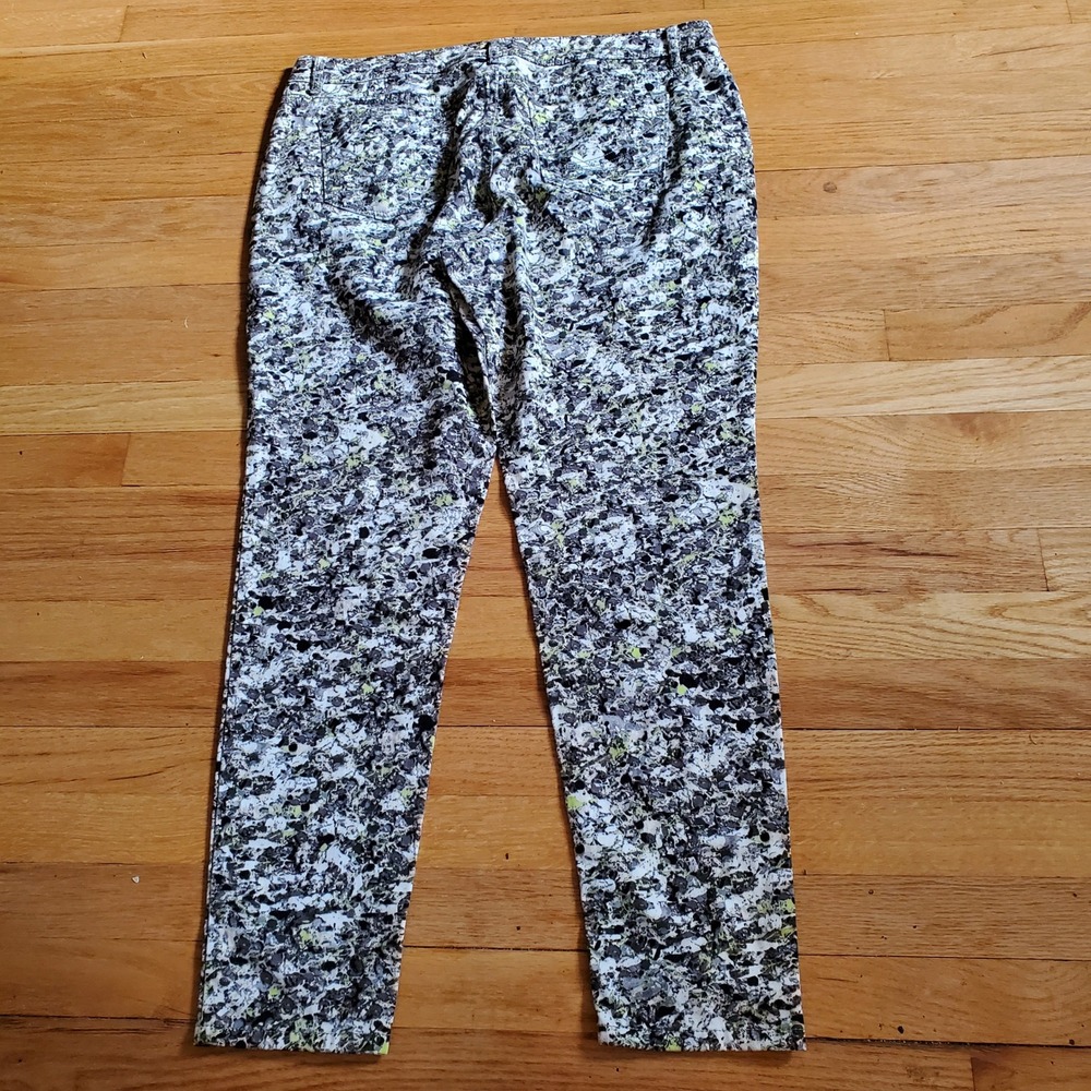 Simply Vera Vera Wang Abstract Splatter Print Slim Pants Black White Lime 14 - Picture 7 of 11